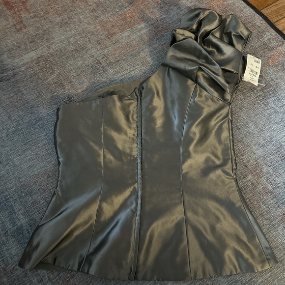 NWT Alfred Angelo Carbon one shoulder fitted top size 10 - Picture 3 of 4